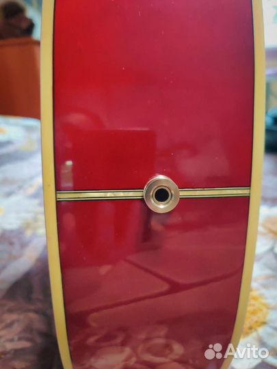 Уникальная трансакустическая гитара