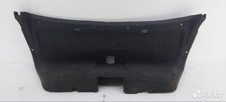 Обшивка крышки багажника Mercedes-Benz C-Klasse