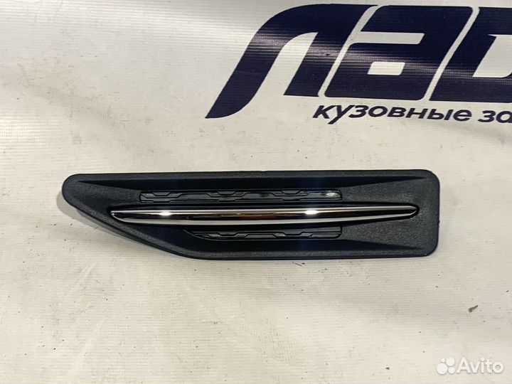 Заглушка повторителя поворота Kia Rio(11-17) левый