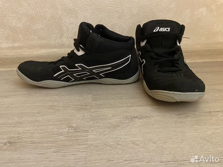 Борцовки Asics