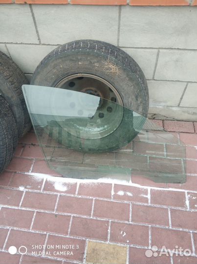 Стекло боковое на ford focus 1