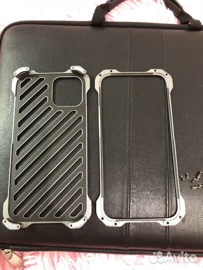 Чехол для iPhone 12