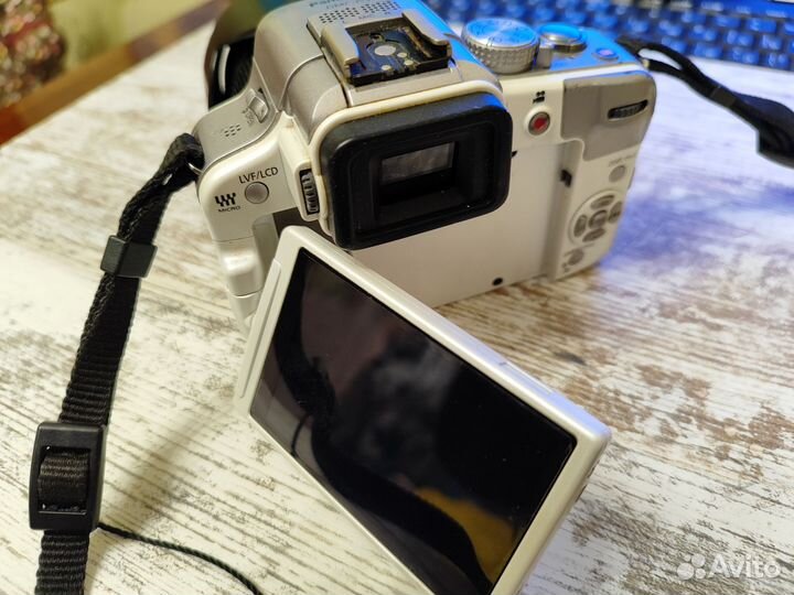 Беззеркальная камера Panasonic DMC-G3