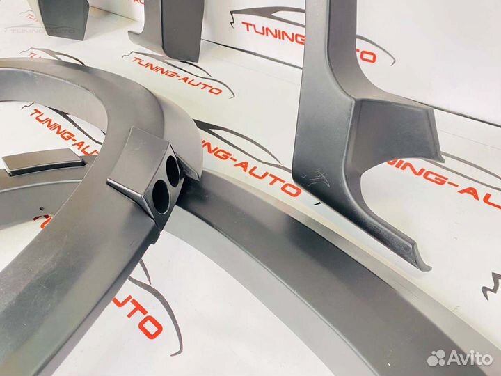 Фендера Toyota Land Cruiser 200 wald с 2016