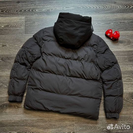 Зимние куртки Moncler