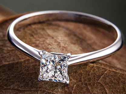 Кольцо с бриллиантом принцесса GIA - 0.5 карата