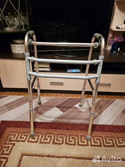 Ходунки для взрослых