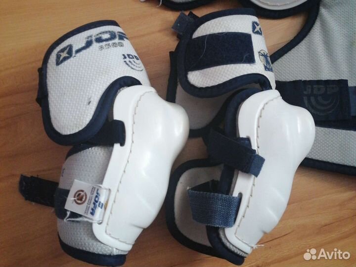 Налокотники щитки jofa