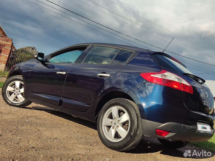 Renault Megane 1.6 AT, 2011, 103 052 км