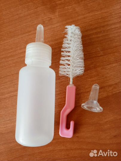 Бутылка для кормления животных