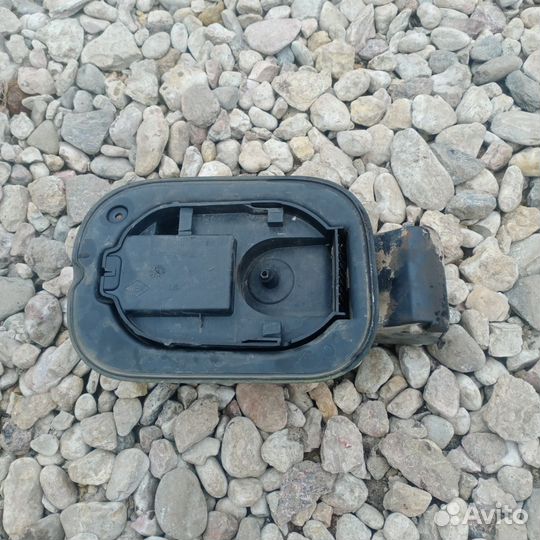 Лючок бензобака renault megane II
