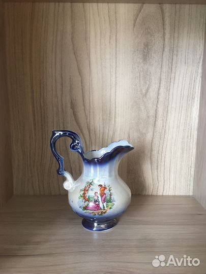 Чайник и молочник