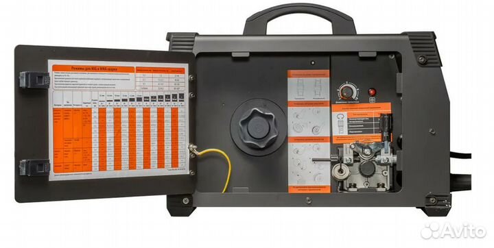 Сварочный инвертор Сварог MIG 200 real N24002N