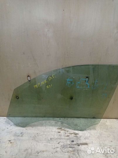 Стекло переднее левое Audi Q5 8R