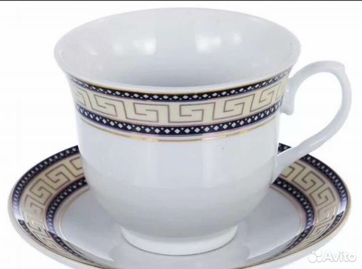 Чайные чашки с блюдцами