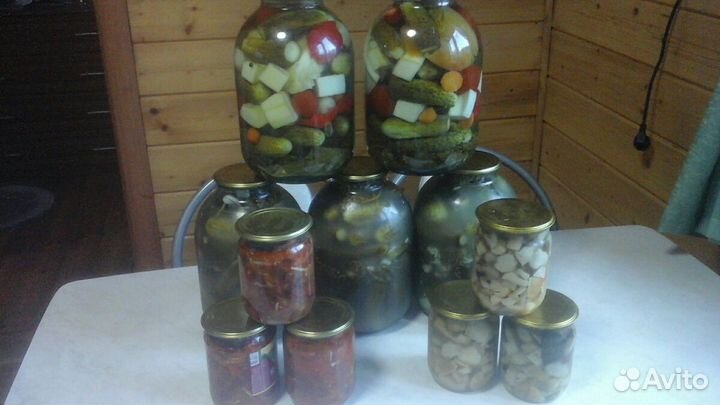 Брусника грибы маринованные,сушеные, огурцы сол