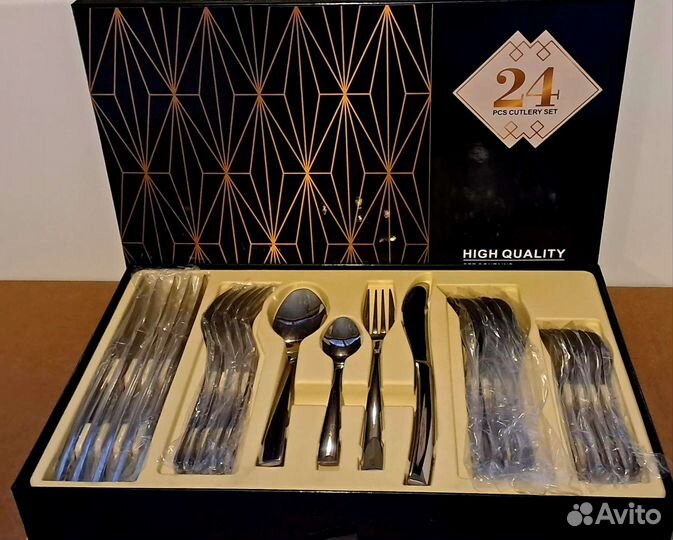 Набор столовых приборов новый