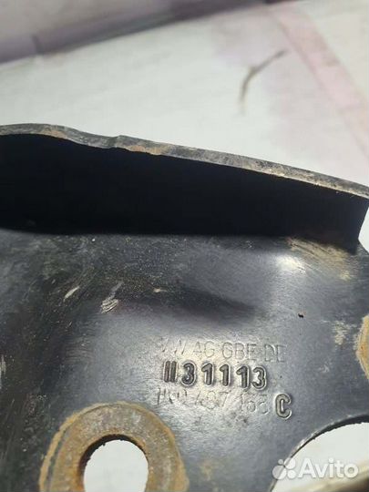 Рычаг подвески нижний правый Volkswagen Tiguan