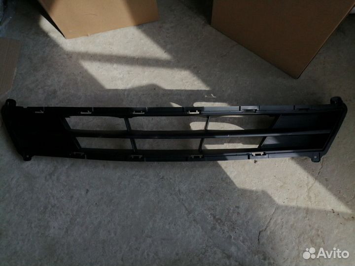 Решетка бампер Hyundai Solaris рест