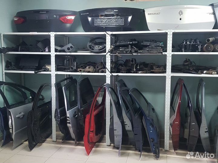 Авто запчасти б/у и новый Рено Форд