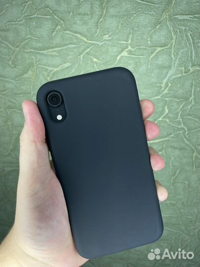 Чехлы для iPhone XR