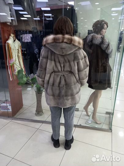Шуба норковая автоледи с куницей большой размер