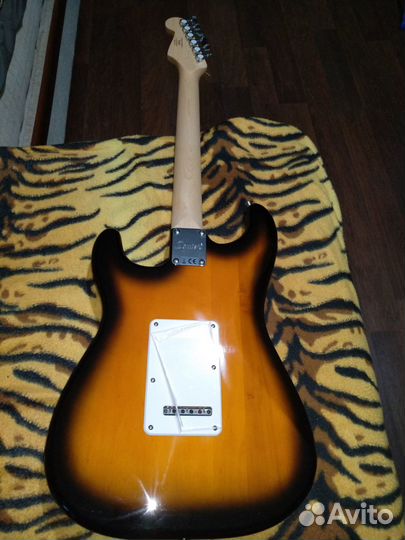 Fender squier bullet trem BSB электрогитара