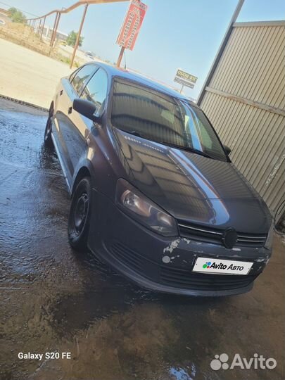 Volkswagen Polo 1.6 МТ, 2014, 320 000 км