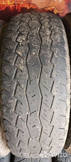 Toyo Open Country A/T Plus 235/65 R17