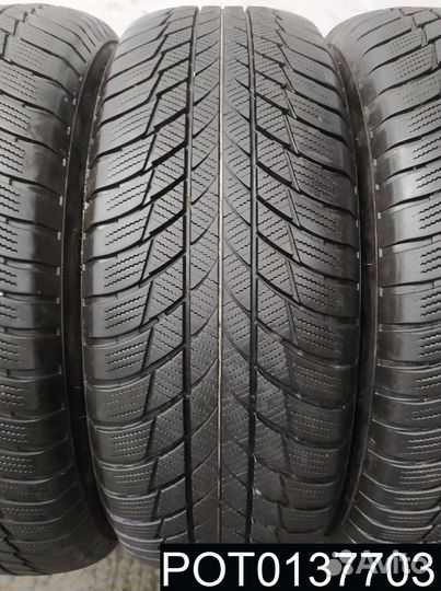 Bridgestone Blizzak LM-001 225/60 R18 104H