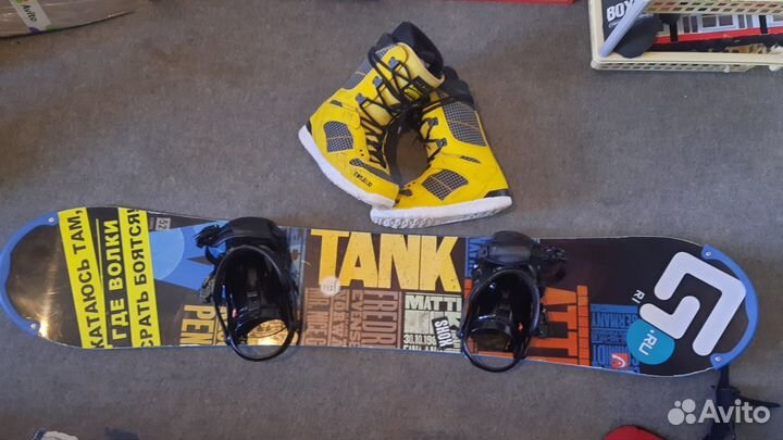 Сноуборд head с ботинками и креплением