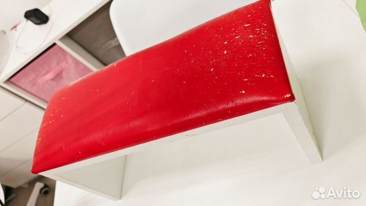 Подставка под руки клиента