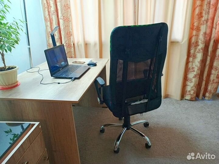 Компьютерное кресло dark до 177 кг