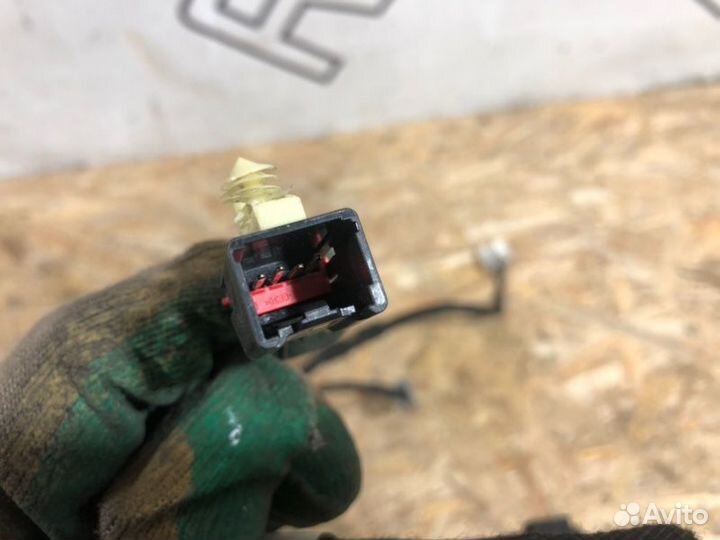 Проводка крышки багажника Jaguar Xf 1