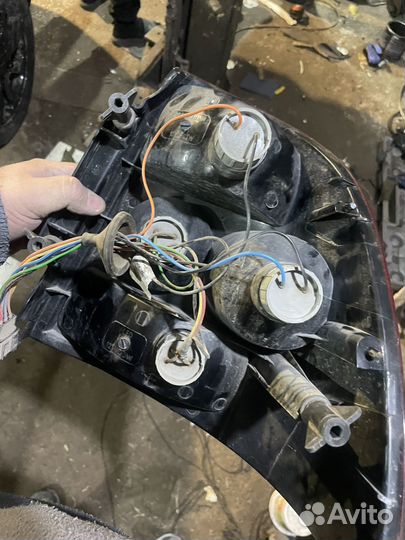 Подфарник на priora