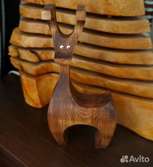 Олень деревянный рогатый