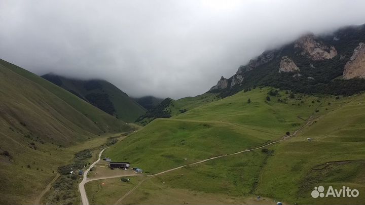 Полет на параплане над Чегемским ущельем