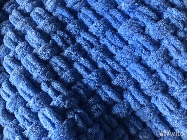 Пледы новые