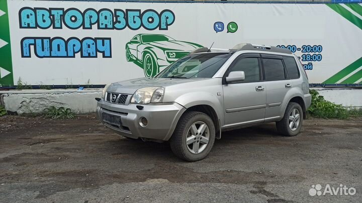 Воздухозаборник Nissan X-Trail 165568H303