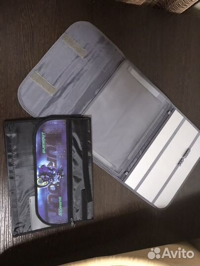 Папки для школьника новые