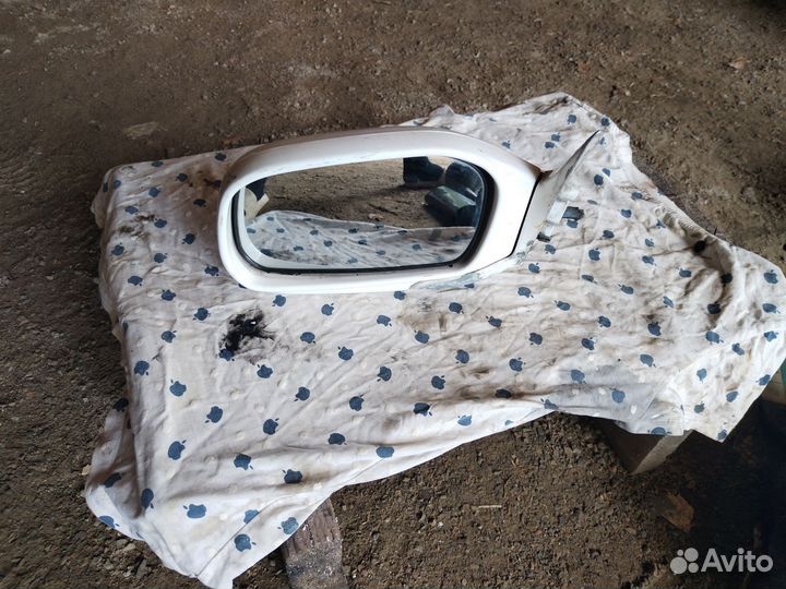 Зеркало заднего вида левое на Toyota mark 2