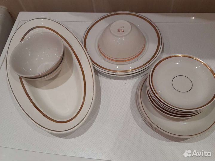 Набор столовой посуды