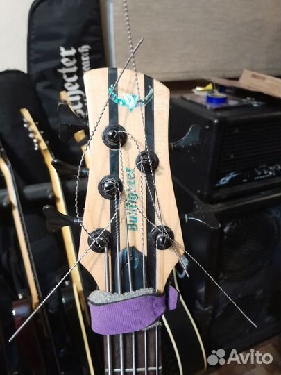 Бас гитара bullfighter 5 струн