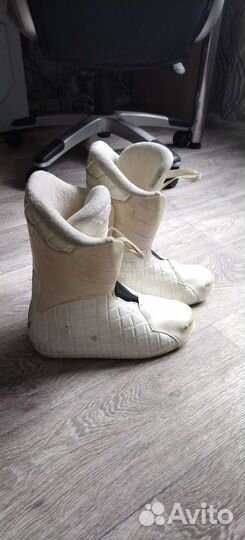 Внутренники ботинок лыжных