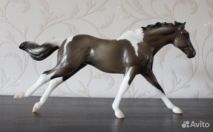 Лошади breyer