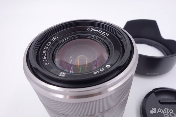 Sony E 18-55mm f/3.5-5.6 OSS