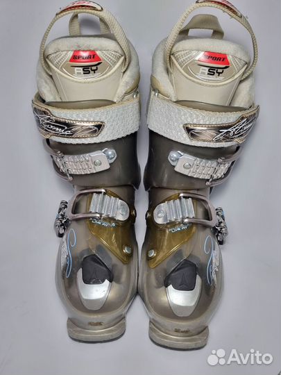 Горнолыжные ботинки женские 38