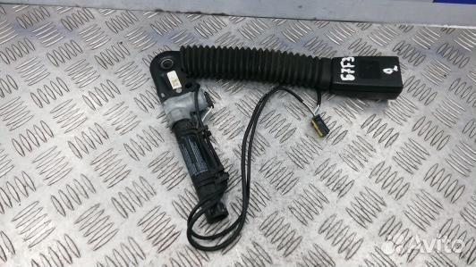 Защелка ремня безопасности BMW 7 E65 (67F03U501)