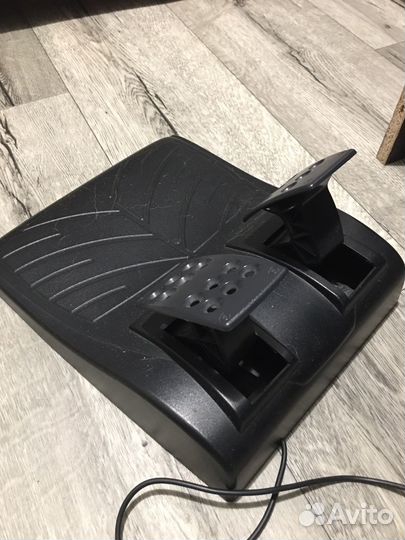 Руль logitech driving force gt