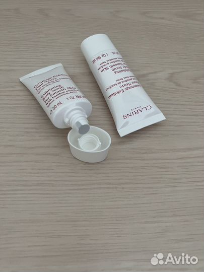 Clarins Exfoliating Body Scrub for smooth skin